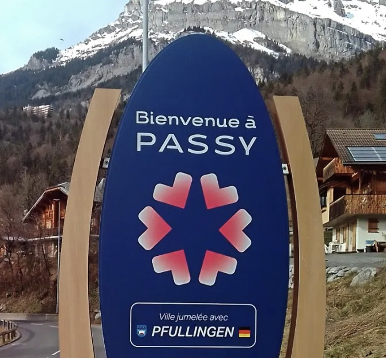 Panneau Publicitaire Passy, 
