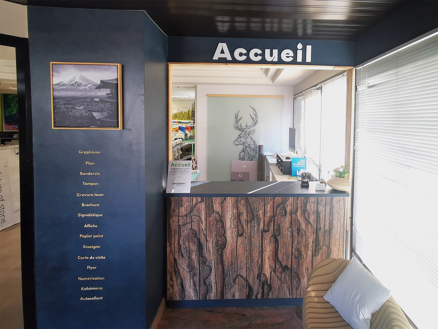 Papier peint sur mesure, décoration d'intérieure, design stand 74 Haute-Savoie Annemasse