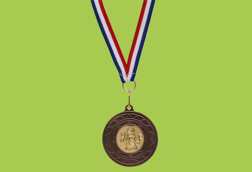 Médailles avec ruban, pastille 3D et pastilles gravées personnalisées à Annemasse 74